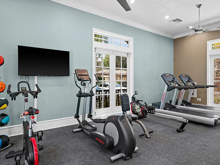 Hills of Valencia Apartments — Photo 7