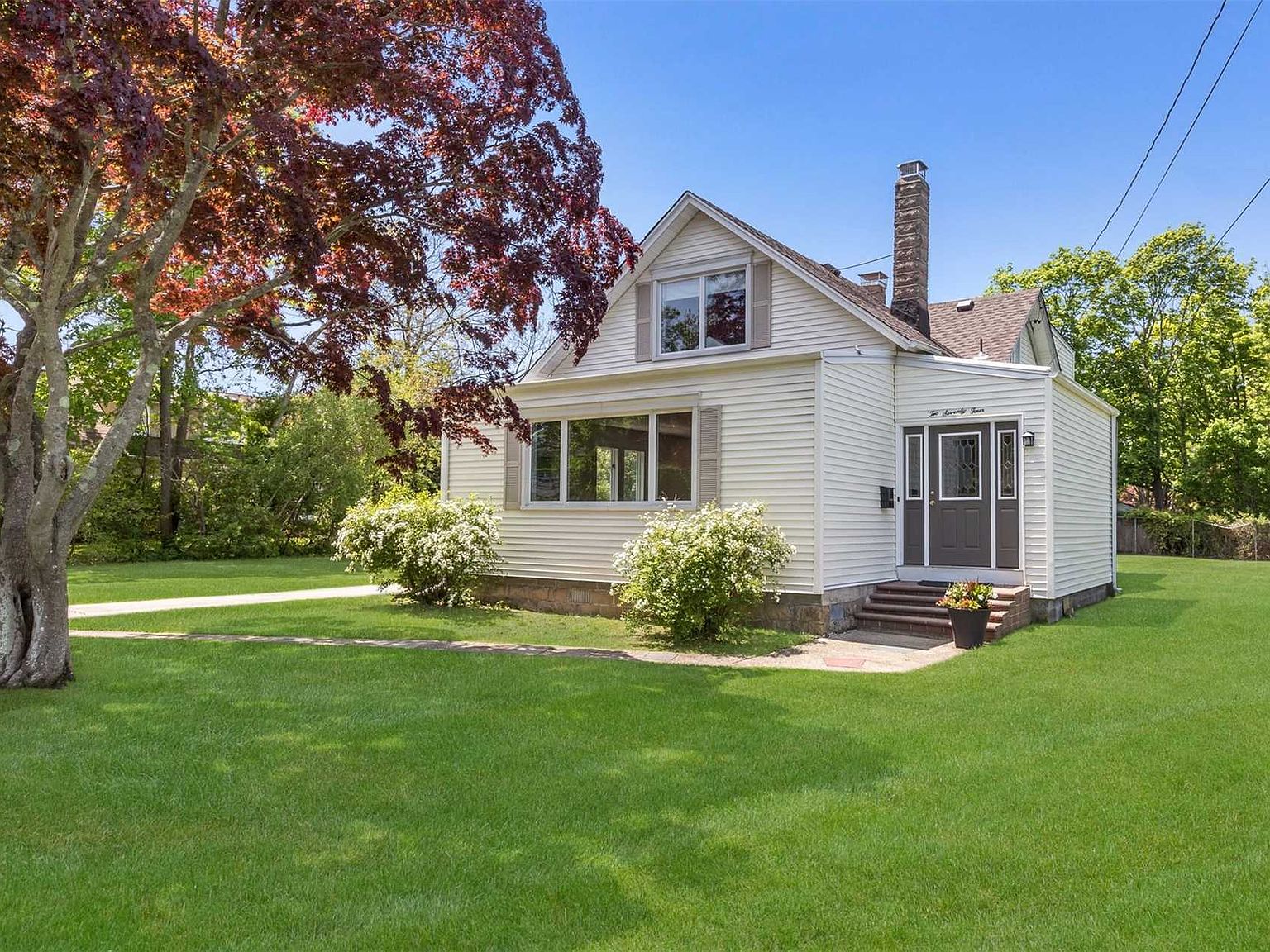 274 Gerritsen Ave, Bayport, NY 11705 Zillow