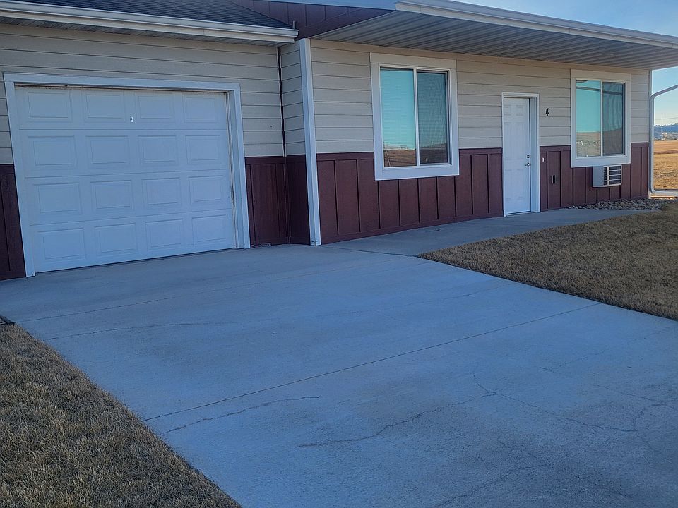 2nd image of 2815 Gophers Way #10-3