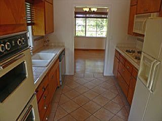 2nd image of 2704 Vernon Rd