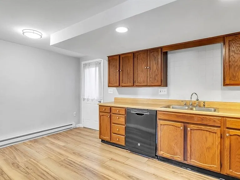 115 South St #114 — Photo 9
