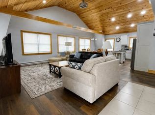 1691 Atlantic Hwy, Waldoboro, ME 04572
