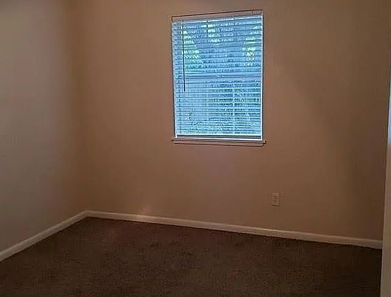 4th image of 1223 Georgia St #1223