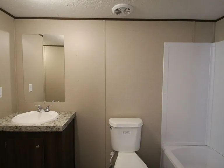 3046 Shannon Rd — Photo 3