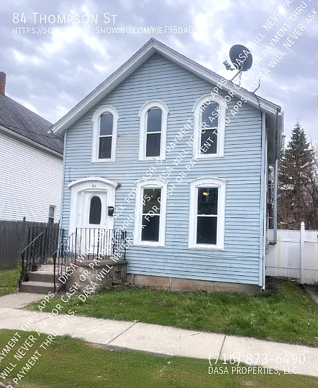 84 Thompson House - 4 Bed / 1 Bath — Photo 1