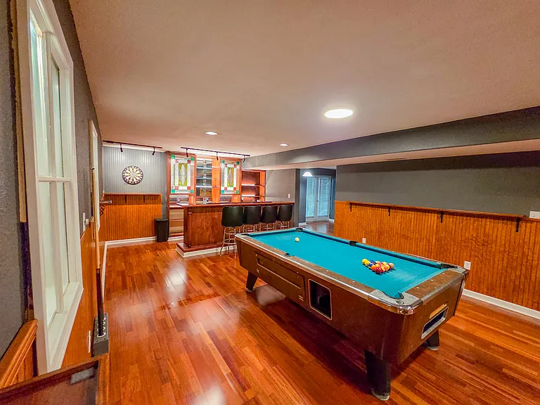 8401 Kennedy Dr — Photo 33