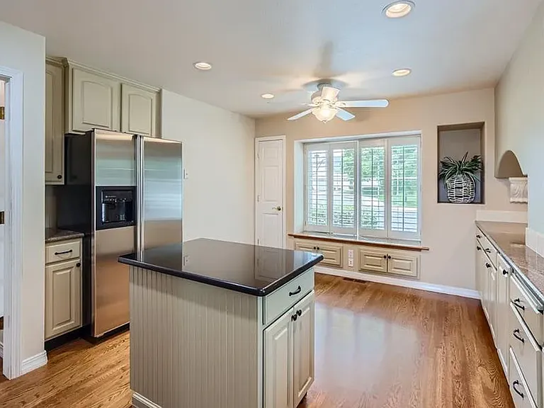 652 La Bourgade Point — Photo 4