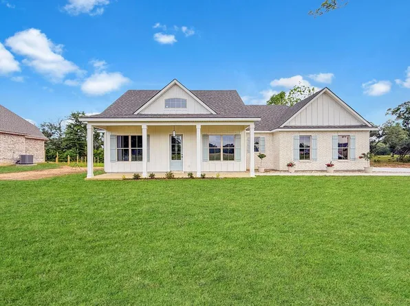 30 S Caesar Oaks Dr, Carriere, MS 39426