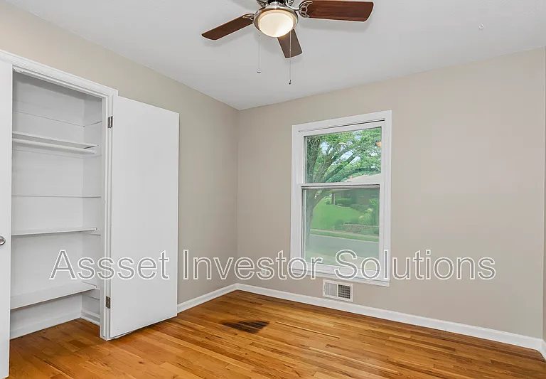 9109 Goddard St — Photo 26