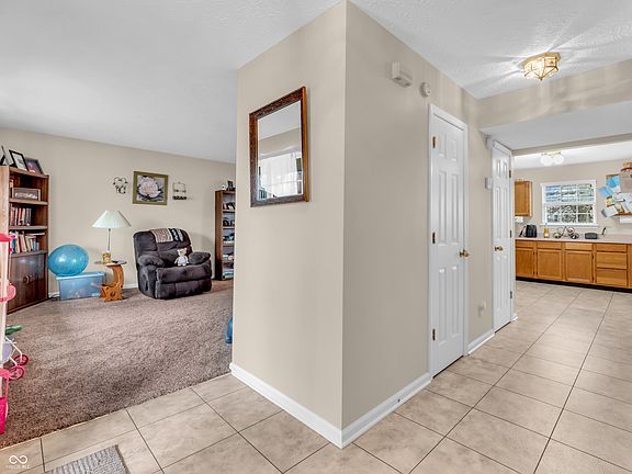 3rd image of 5524 Cherry Blossom Ct