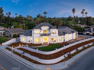 302 E Sunset Dr N, Redlands, CA 92373
