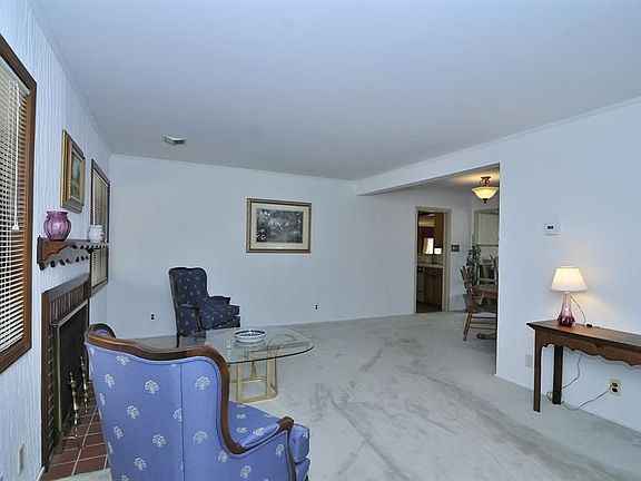 3rd image of 2378 Vargas Pl