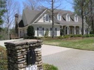 4115 Runnymede Dr, Lilburn, GA