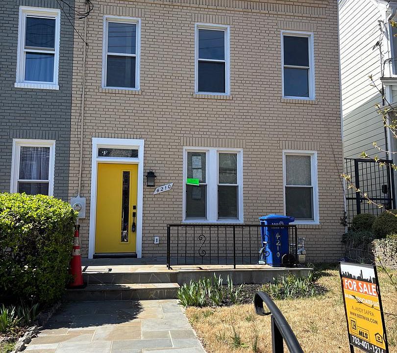 1st image of 4210 4th St NW