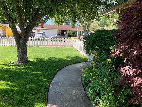 Walk way from the front door