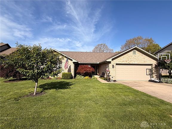 2nd image of 363 Winterset Dr