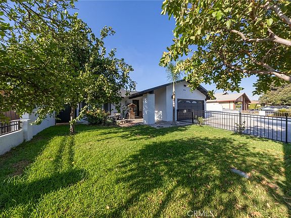 3rd image of 16108 Tullock St