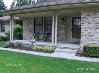 33566 Meldrum Rd, New Baltimore, MI 48047