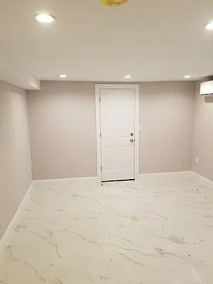 Rented by Dyer Estate Mgmt | media 18