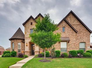 6817 S Fork Dr, North Richland Hills, TX 76182