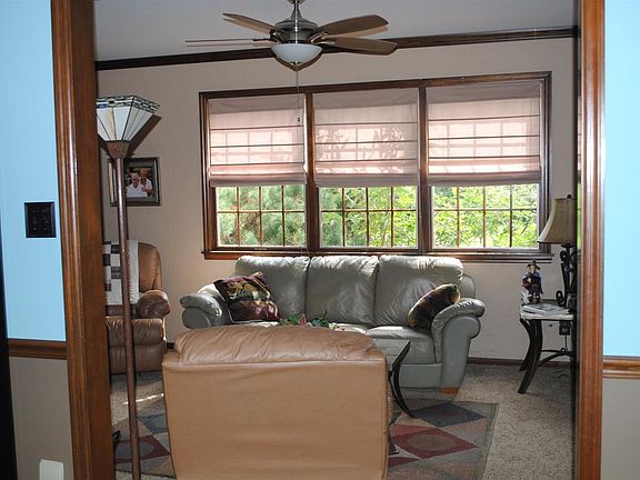 5th image of 642 E Crescent Ln