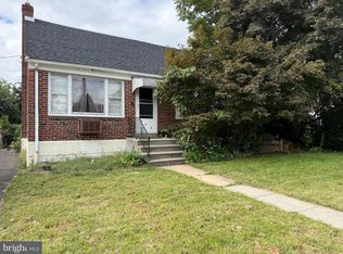 608 Hoffnagle St, Philadelphia, PA 19111