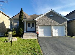 19 Falcon Cres, Barrie, ON L4N0Y9