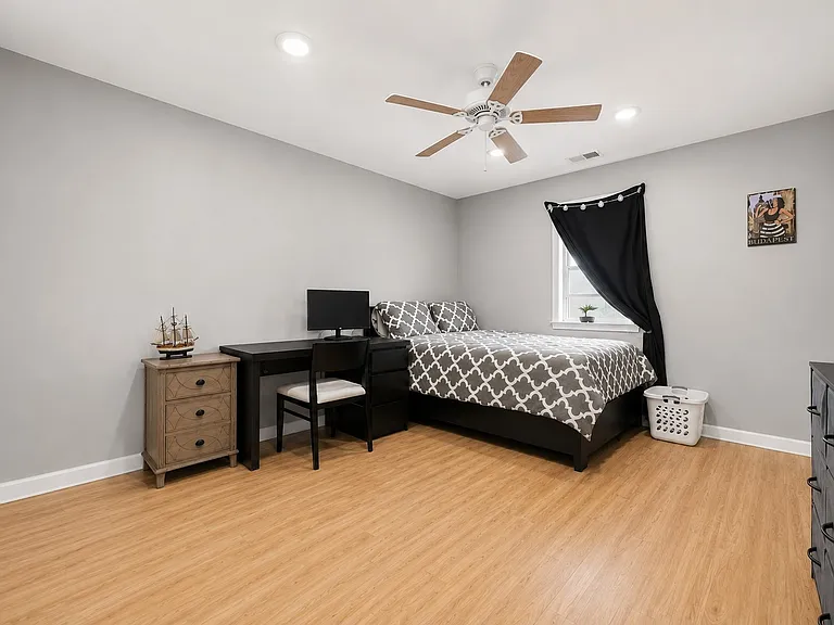 39 Union St #402 — Photo 24