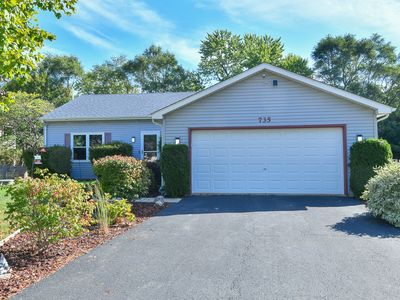 735 Creek Bend Ln, Antioch, IL, 60002