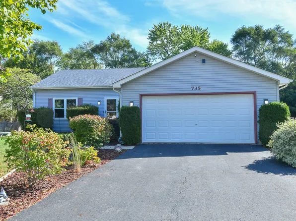 735 Creek Bend Ln, Antioch, IL 60002