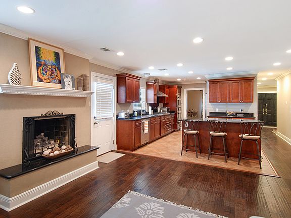 3rd image of 3517 Metairie Heights Ave