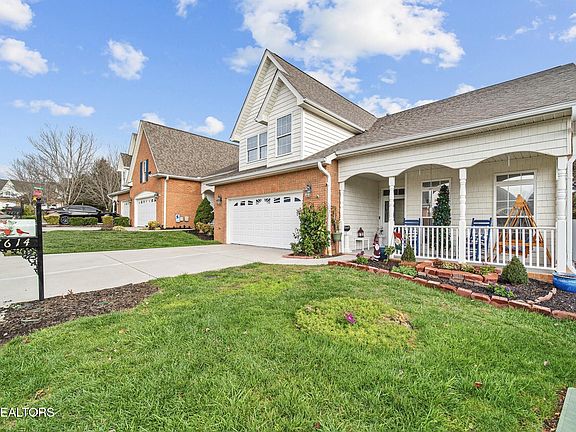 3rd image of 7614 Charmwood Way