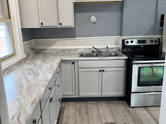4th image of 1403 Highland Ave #1403