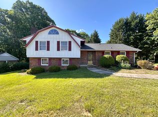 158 Raven Cir, Wilkesboro, NC 28697