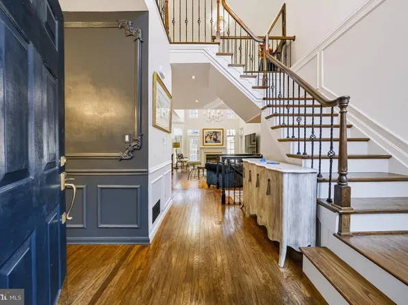 11423 Hollow Timber Ct, Reston, VA 20194