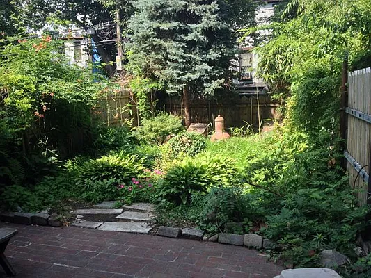 Rented by Garfield Realty  | media 87