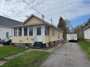 14 Holworthy St, Rochester, NY 14606