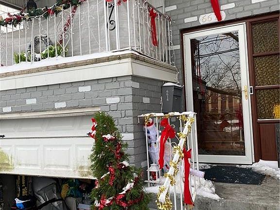 3rd image of 6614 Veterans Ave