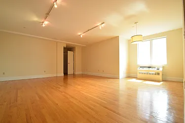 Rented by Urban Realty NYC