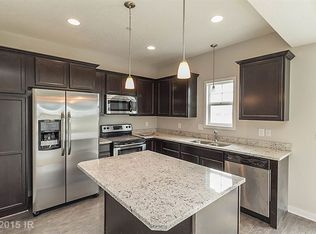 3509 Lacey Ln, Grimes, IA 50111