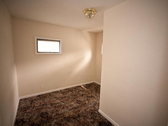 5th image of 805 E Market St APT 1