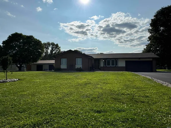 3666 N Walnut Ln, Mexico, IN 46958