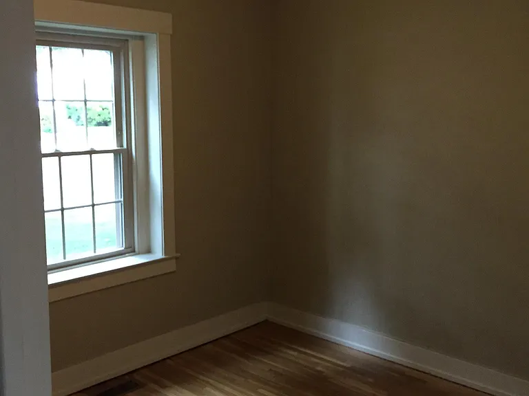 940 Amherst St #12 — Photo 12