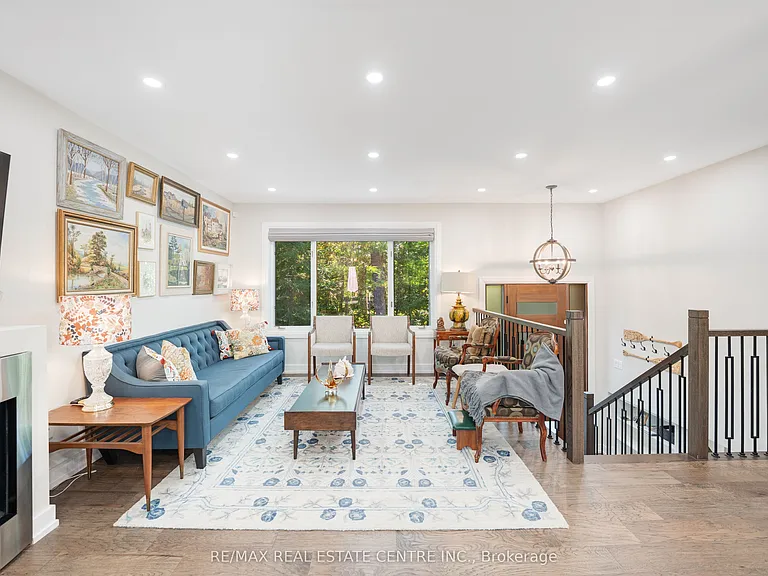 27 Irene Rd — Photo 3