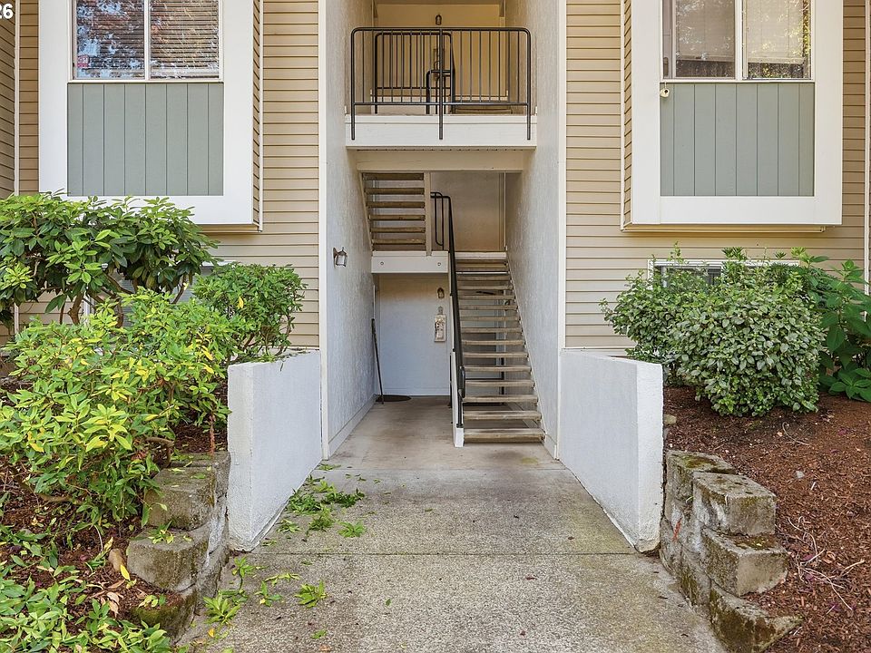 1st image of 4768 W Powell Blvd Unit 122