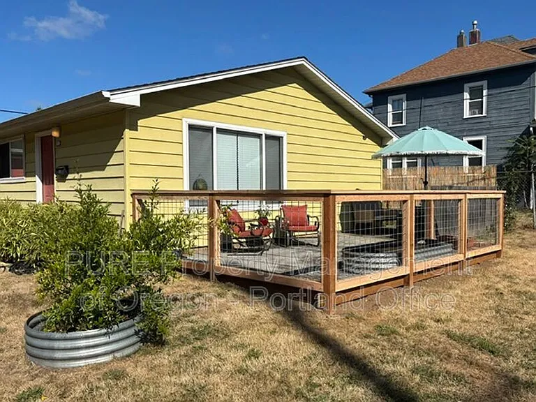 307 N Mason St — Photo 15