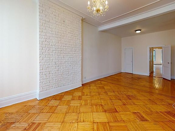 5th image of 332 E 86th St APT 3