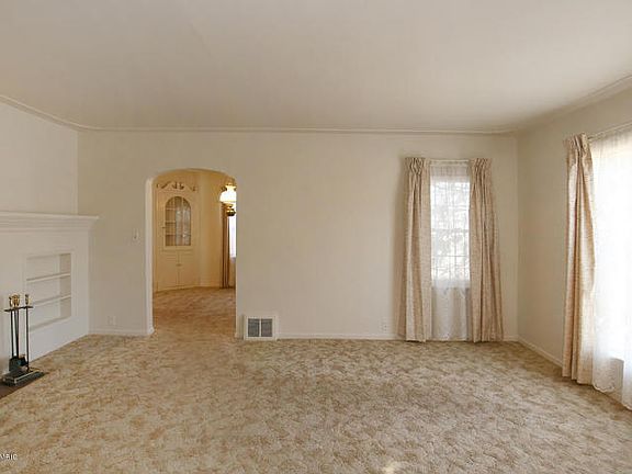 5th image of 1034 Walsh St SE