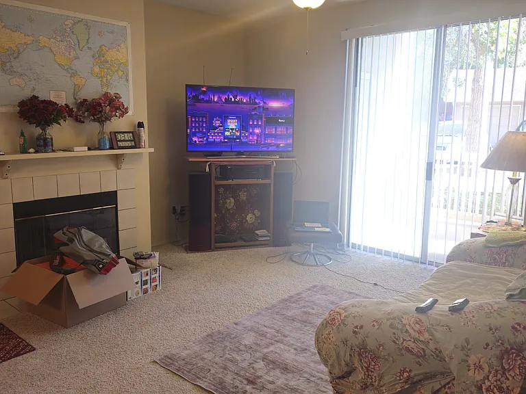 1631 W Canal Cir #811 — Photo 4