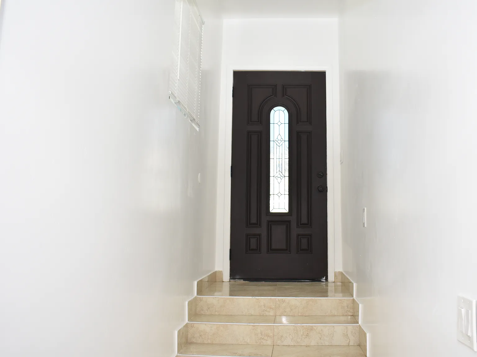 2 bed, 1.5 bath, 500 sqft, $3,300 — Photo 3
